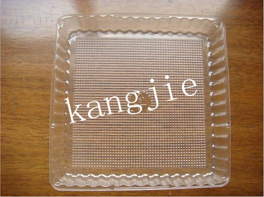 Plastic lunch box