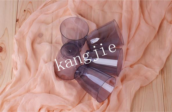 Plastic cup
